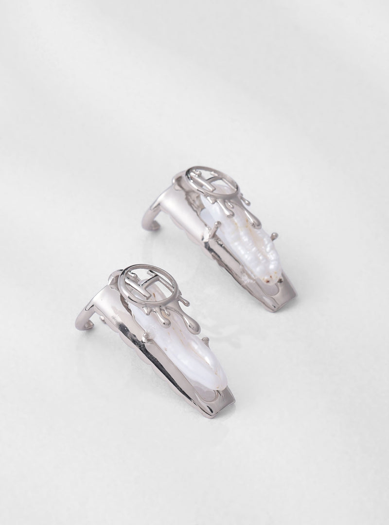 pearl fingertip rings