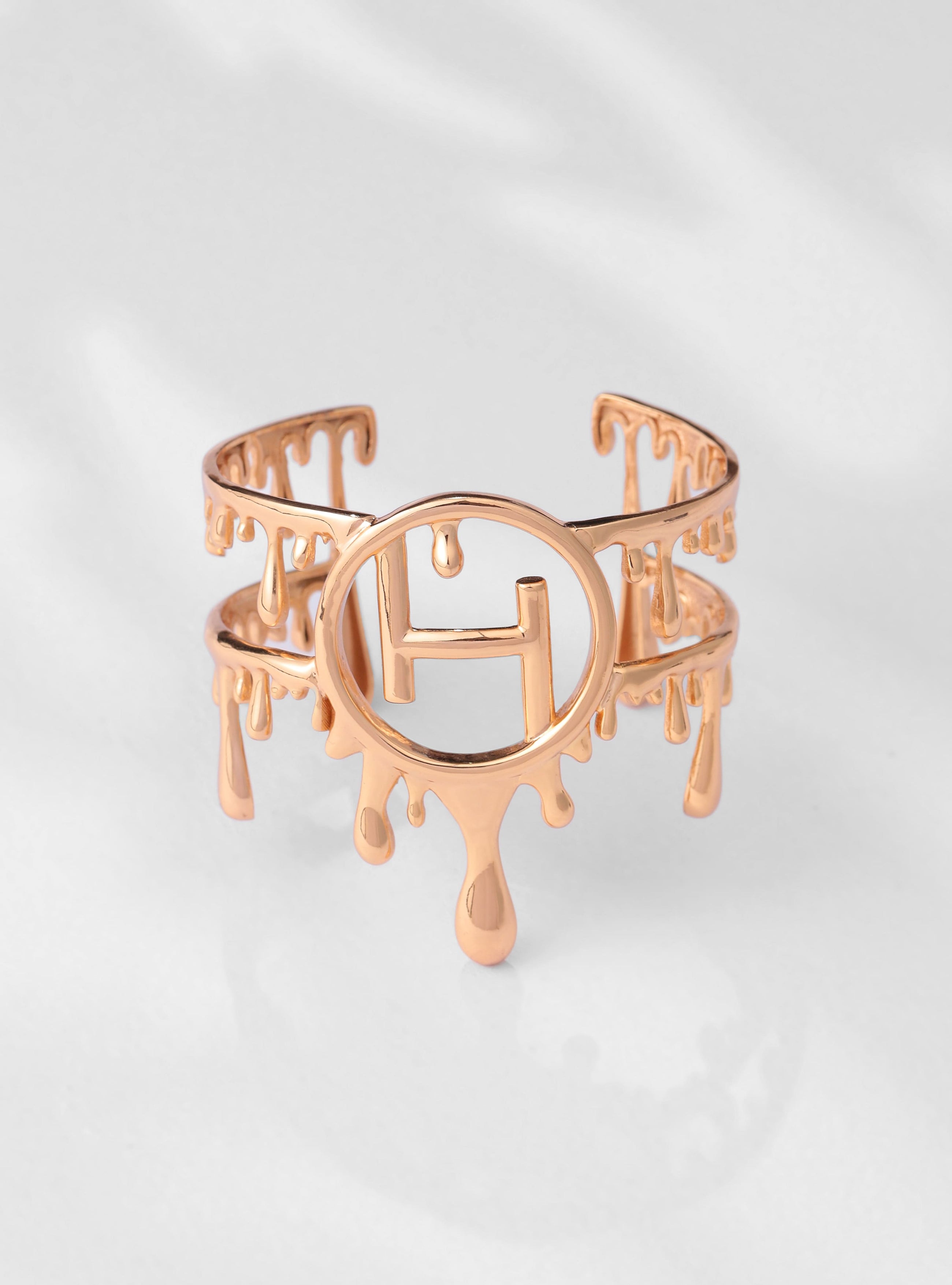Free Fall Handcuff In Gold 