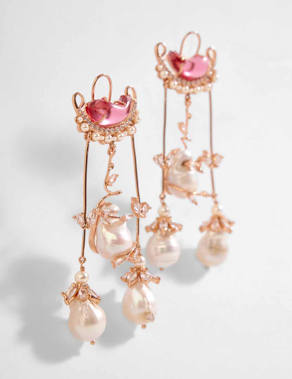 Exceptional Quality Rose Gold Chandbali Chandelier Earrings Maang tikk –  Indian Designs