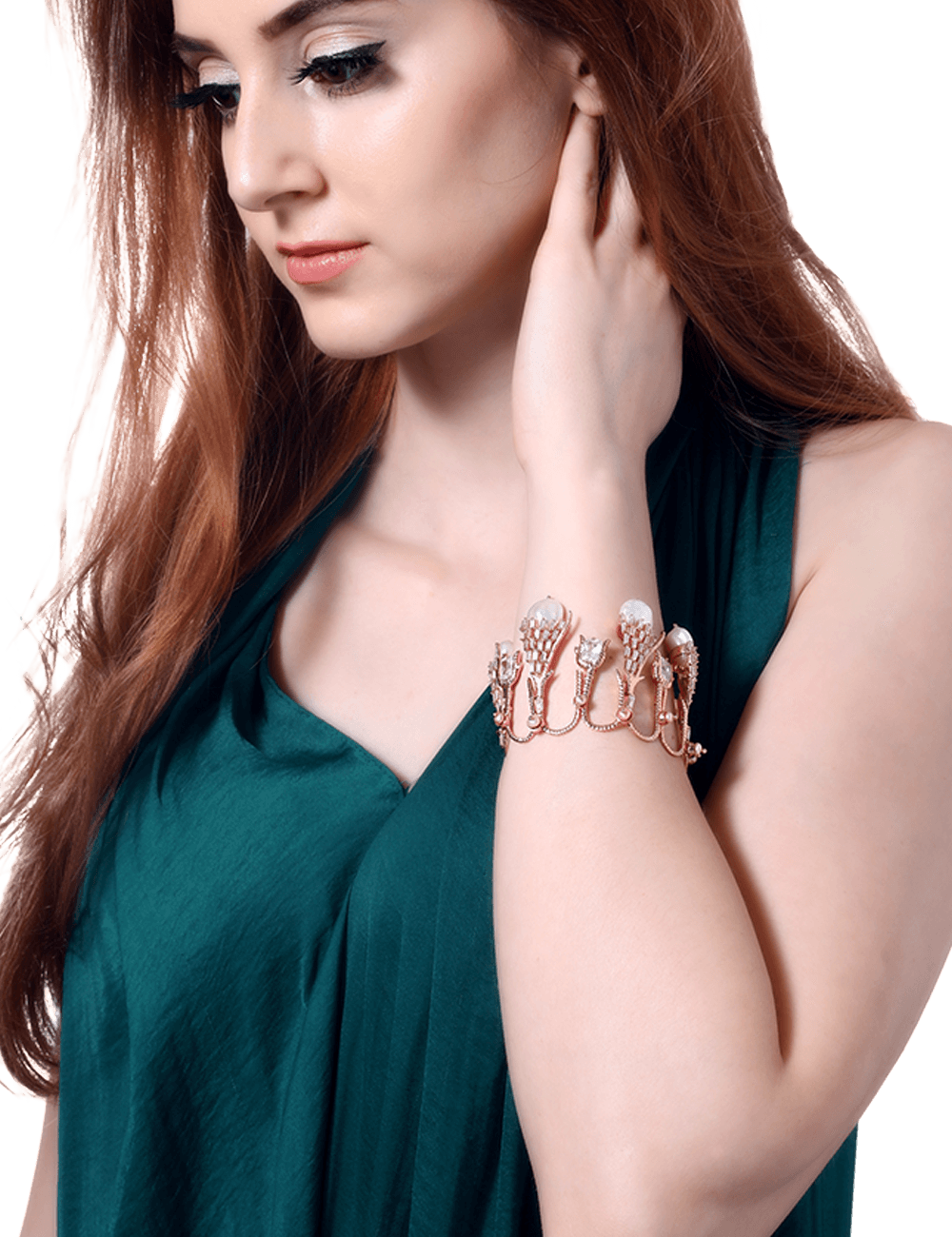 women pearl dropl bracelet