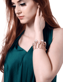 women pearl dropl bracelet